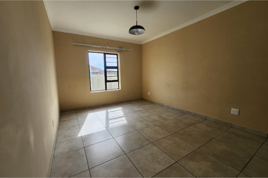 To Let 4 Bedroom Property for Rent in Fountains Estate Eastern Cape